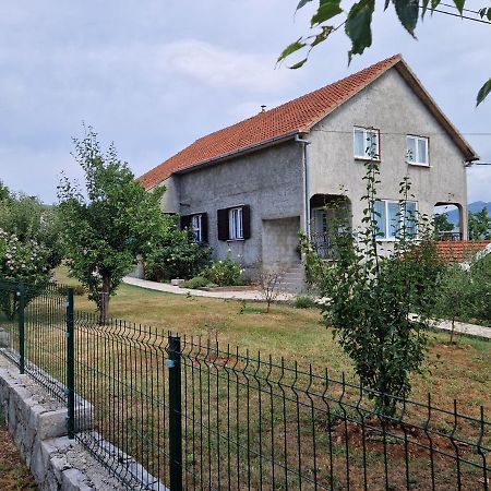 Kijevo Apartman Lana מראה חיצוני תמונה