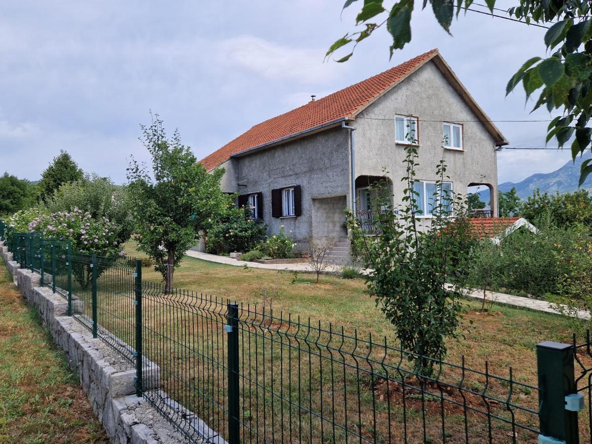 Kijevo Apartman Lana מראה חיצוני תמונה