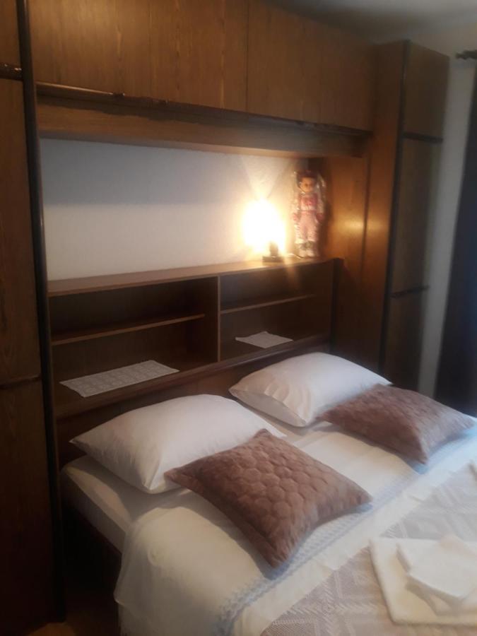 Kijevo Apartman Lana מראה חיצוני תמונה