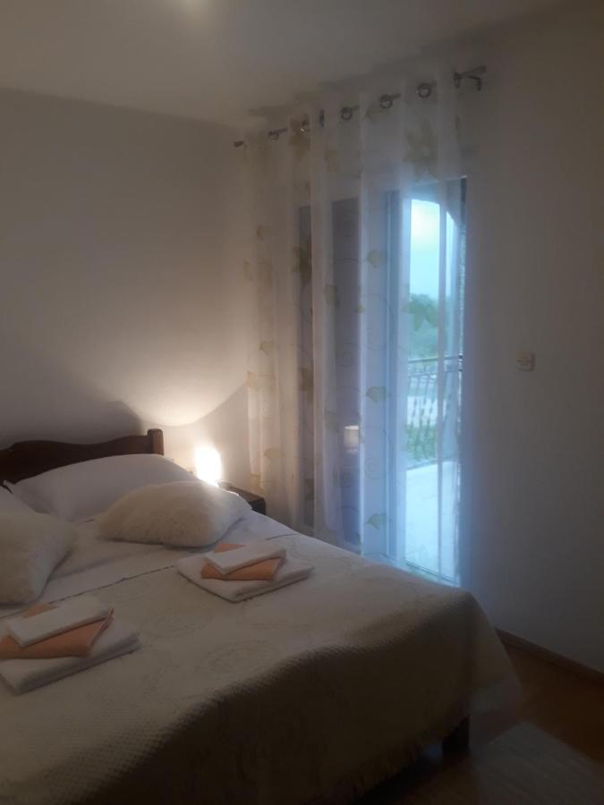 Kijevo Apartman Lana מראה חיצוני תמונה