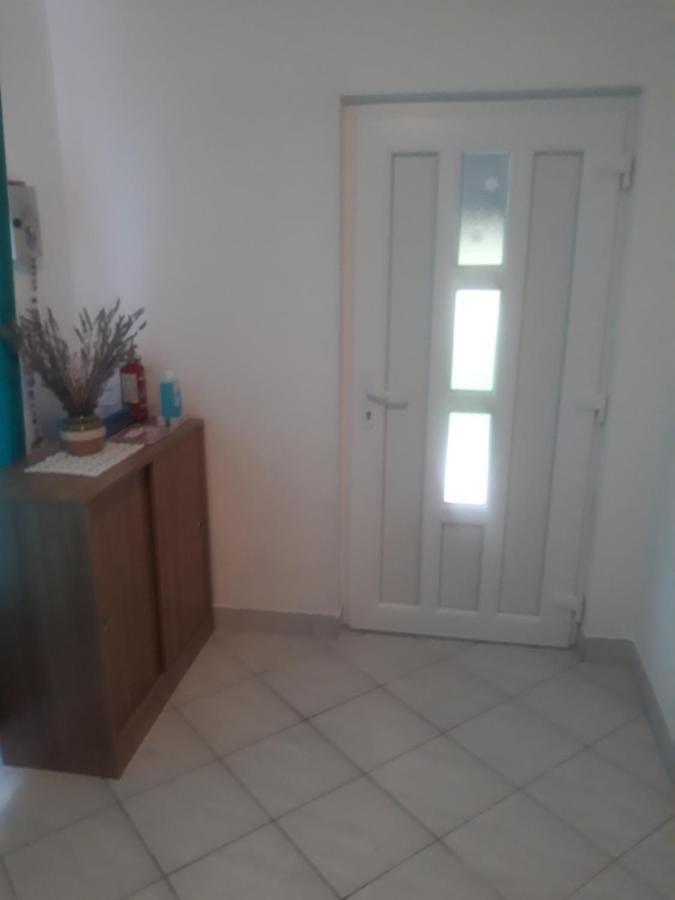 Kijevo Apartman Lana מראה חיצוני תמונה
