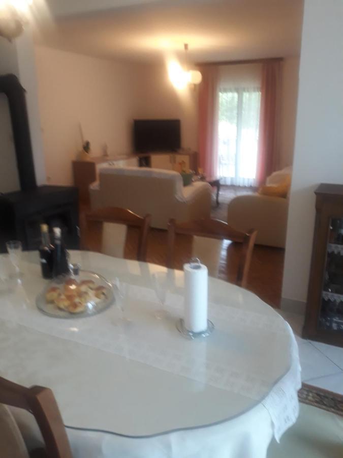 Kijevo Apartman Lana מראה חיצוני תמונה