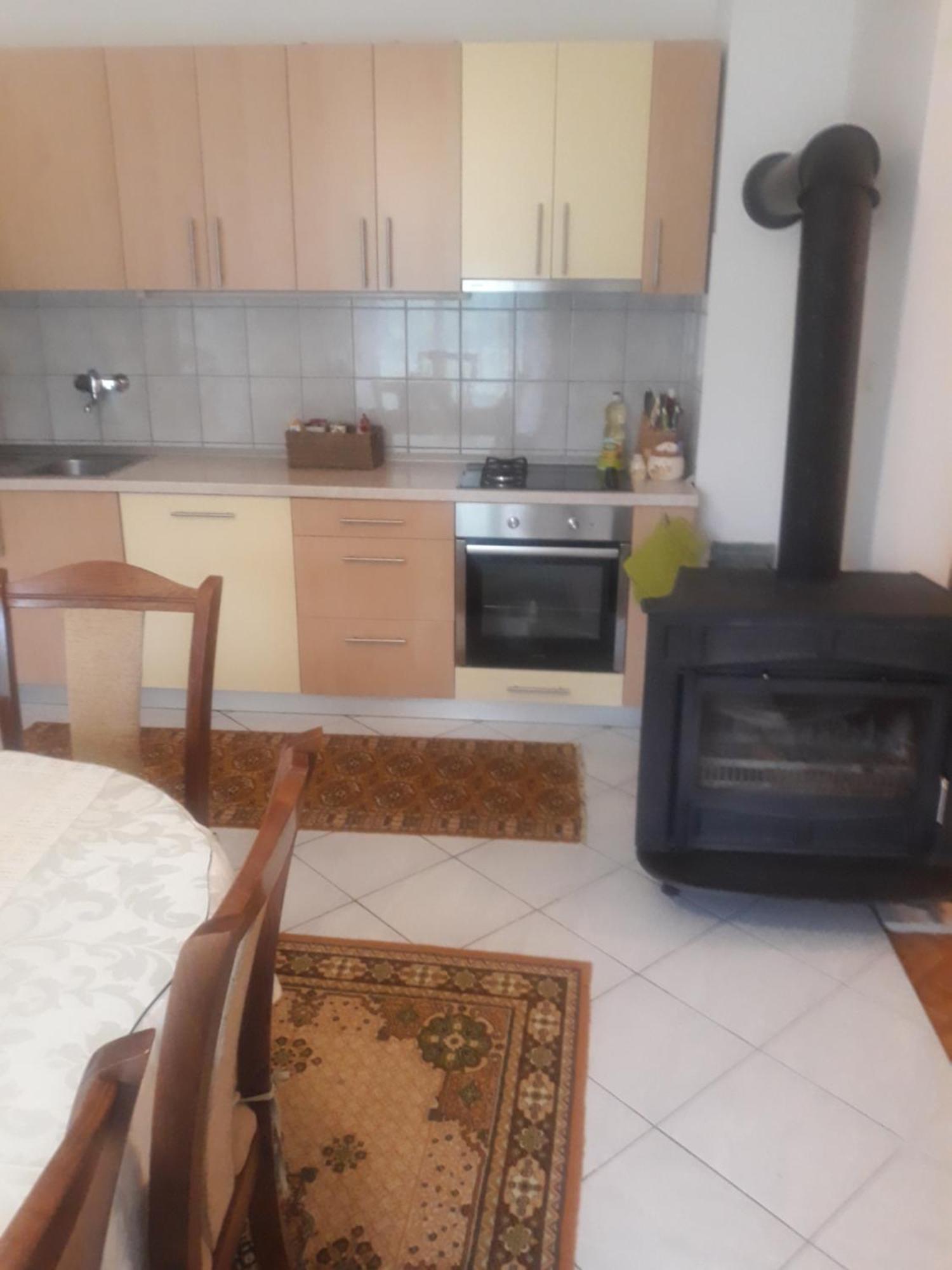 Kijevo Apartman Lana מראה חיצוני תמונה