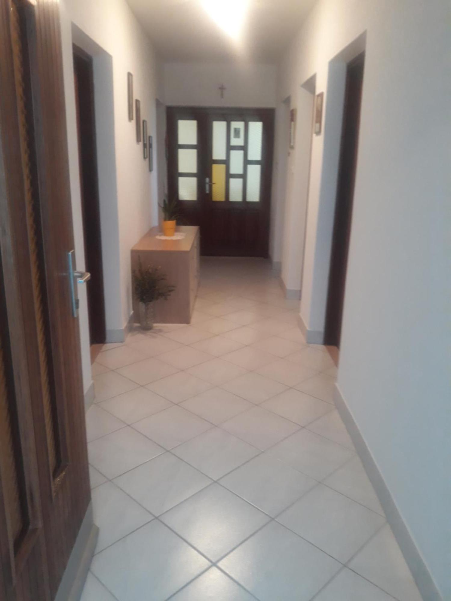 Kijevo Apartman Lana מראה חיצוני תמונה